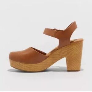 Women's Marcia Heeled Clog Pumps